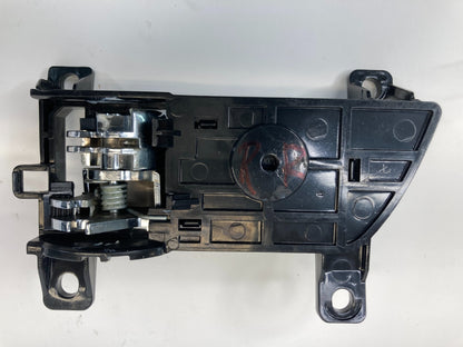 2011 2012 2013 Kia Sorento Rear Right Side Interior Inner Door Handle OEM