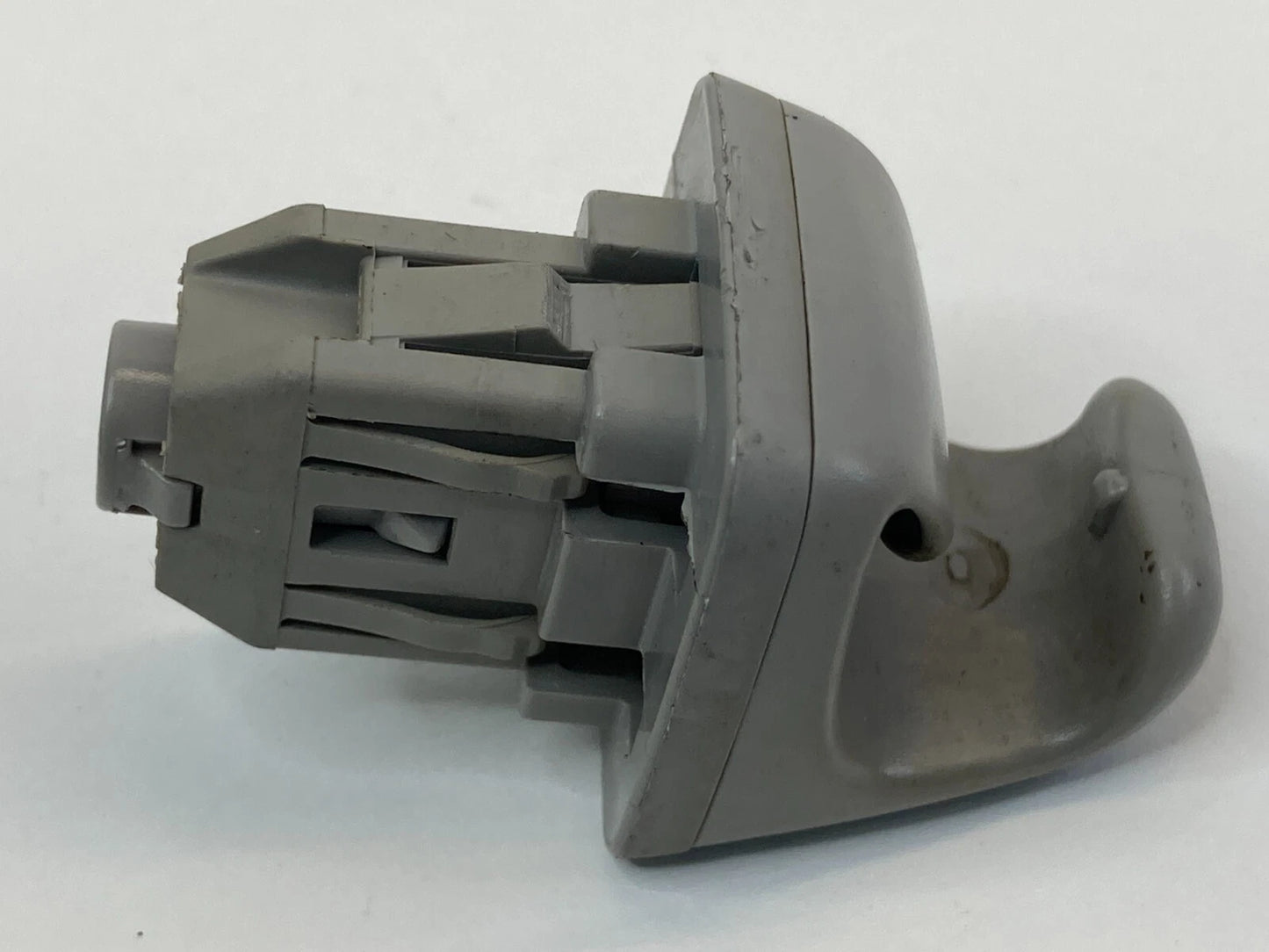 2007-2011 TOYOTA CAMRY 08-19 HIGHLANDER SUN VISOR RETAINER SUNVISOR CLIP OEM