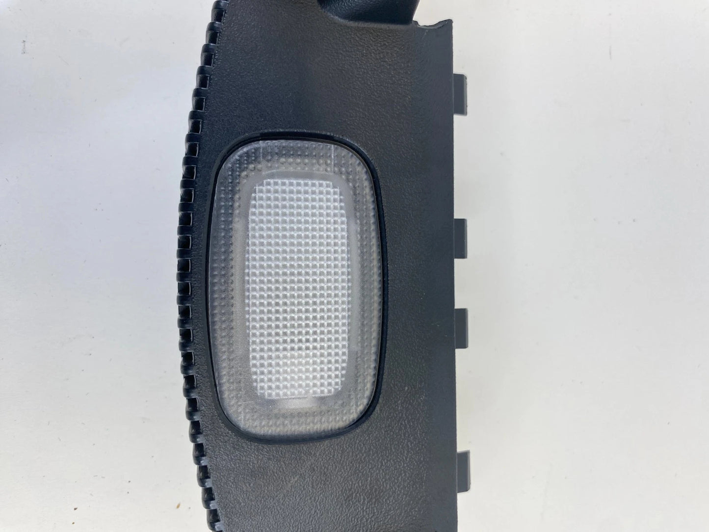 2007-2011 MERCEDES-BENZ CLS550 CENTER CONSOLE ARMREST STORAGE LIGHT LAMP OEM