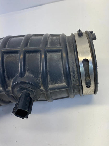 05-10 CHRYSLER 300 DODGE CHARGER MAGNUM 2.7L AIR INTAKE HOSE TUBE 04591866AB OEM