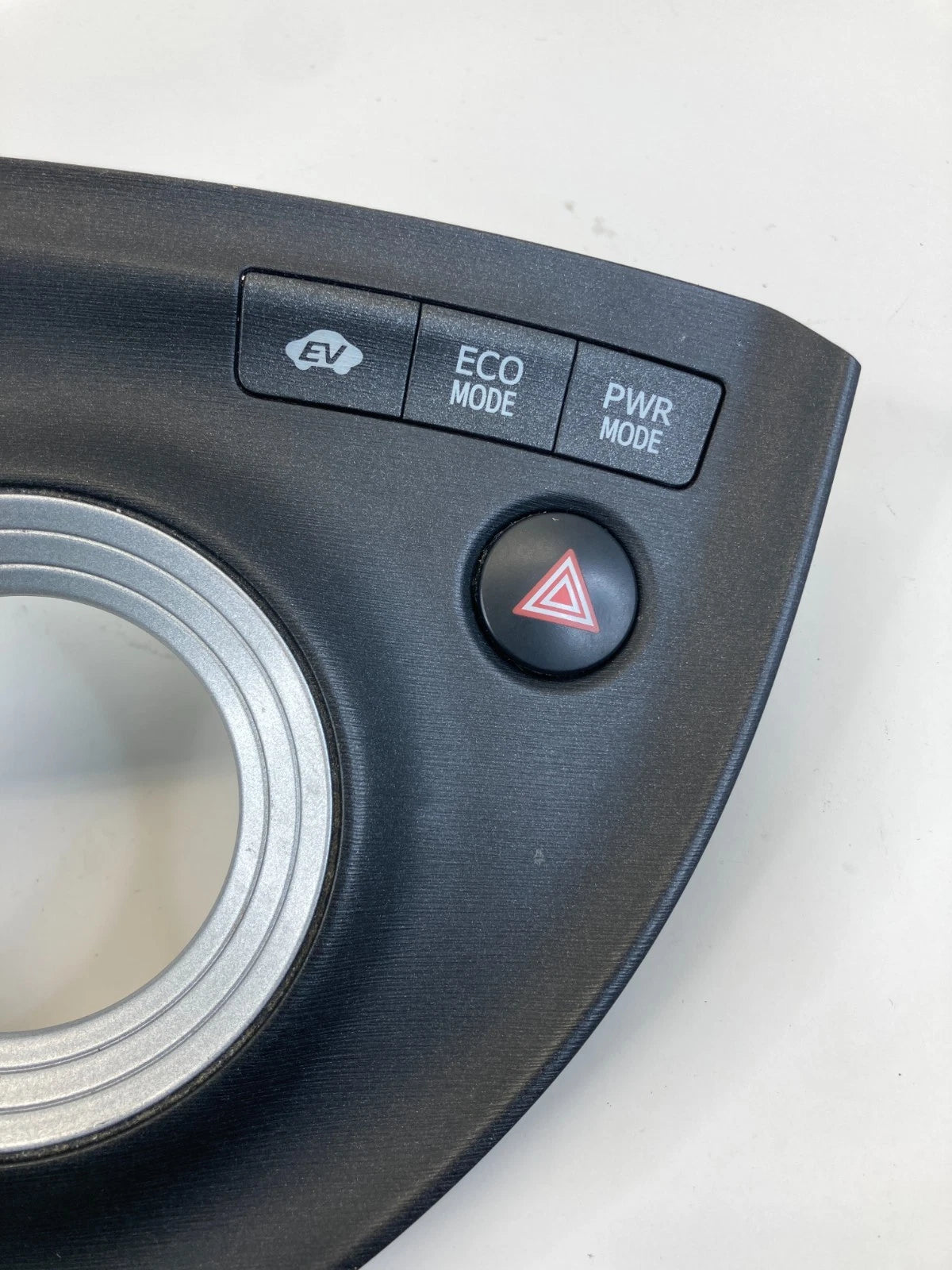 10-15 TOYOTA PRIUS CENTER CONSOLE SHIFT SHIFTER SURROUND TRIM COVER 55404-47020