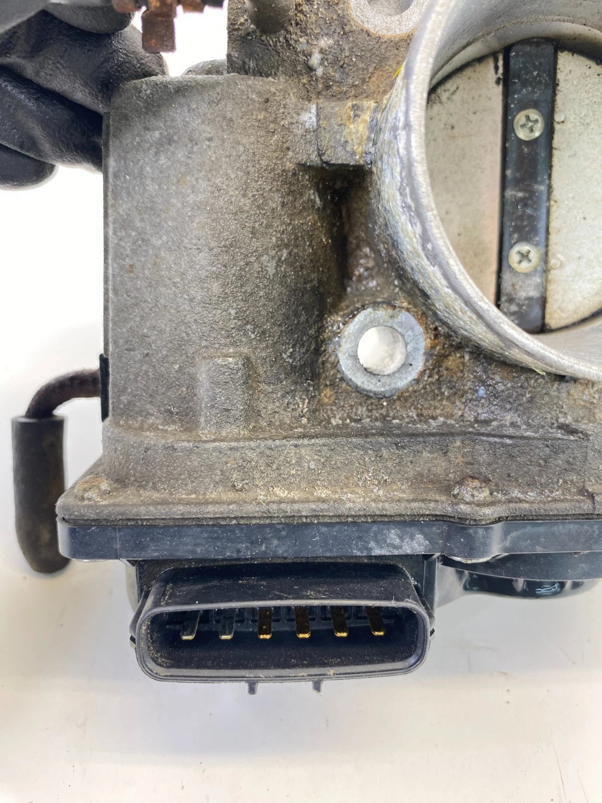 2008-2015 SCION XB 2.4L THROTTLE BODY THROTTLE VALVE 22030-28070 OEM