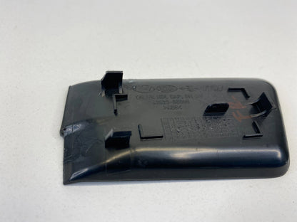11-14 HYUNDAI SONATA FRONT RIGHT SIDE INNER DOOR HANDLE SCREW CAP 82629-3S000