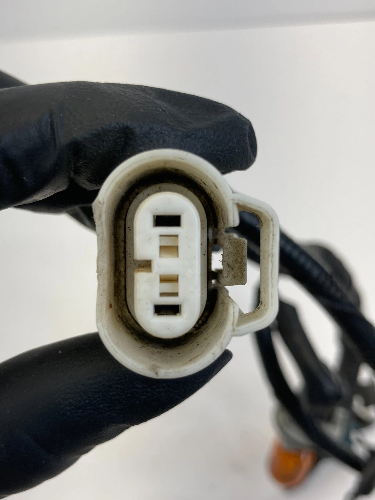 2005 2006 2007 HONDA ODYSSEY REAR TAIL LIGHT BULB LAMP SOCKET PLUG HARNESS OEM