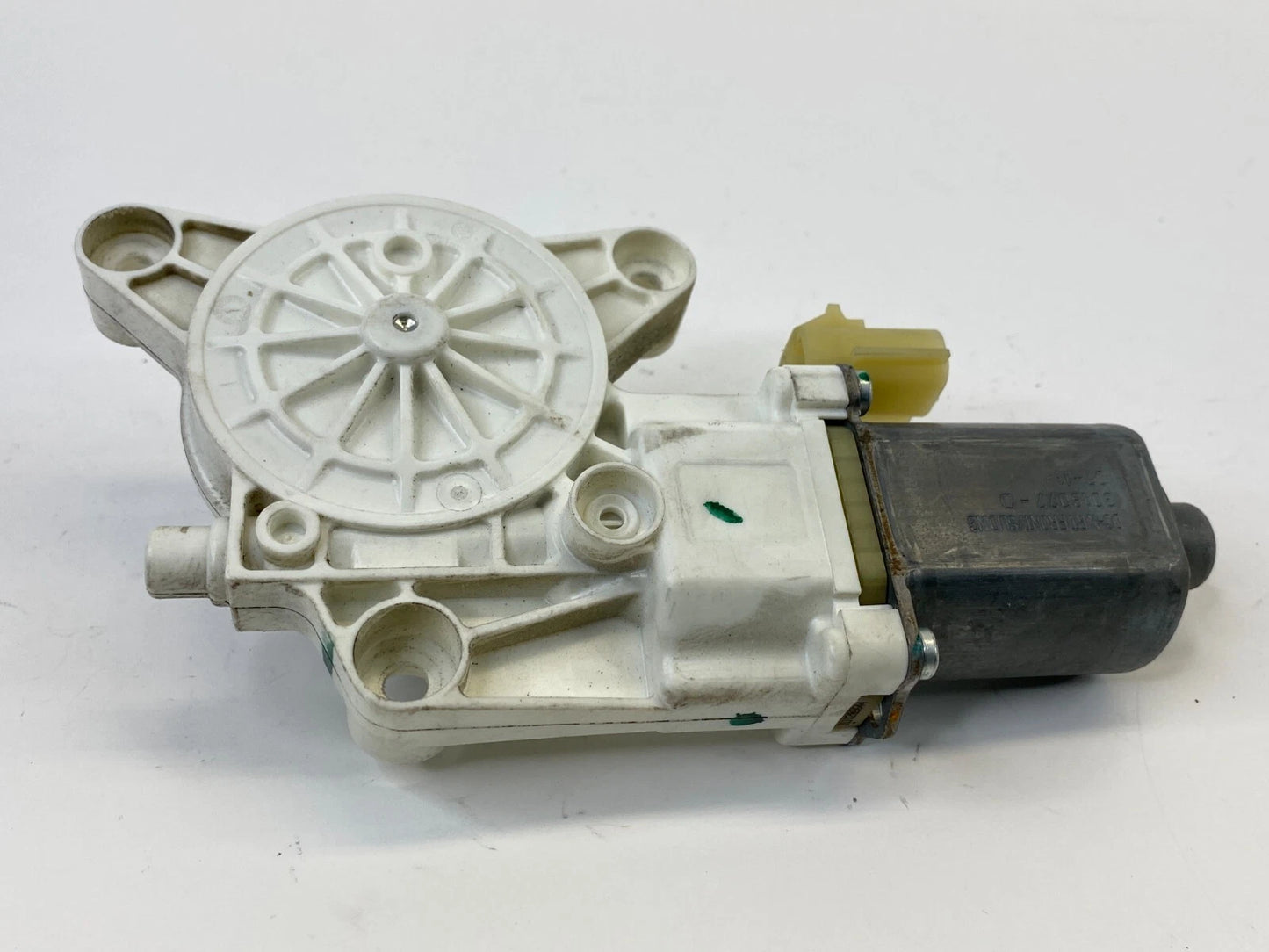 2008-2016 CHRYSLER TOWN & COUNTRY REAR LEFT DOOR POWER WINDOW MOTOR 0130822335