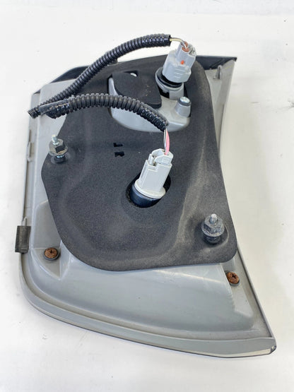 2004 TO 2009 LEXUS RX350 RX330 RIGHT PASSENGER INNER TAIL LIGHT TAILLIGHT LAMP