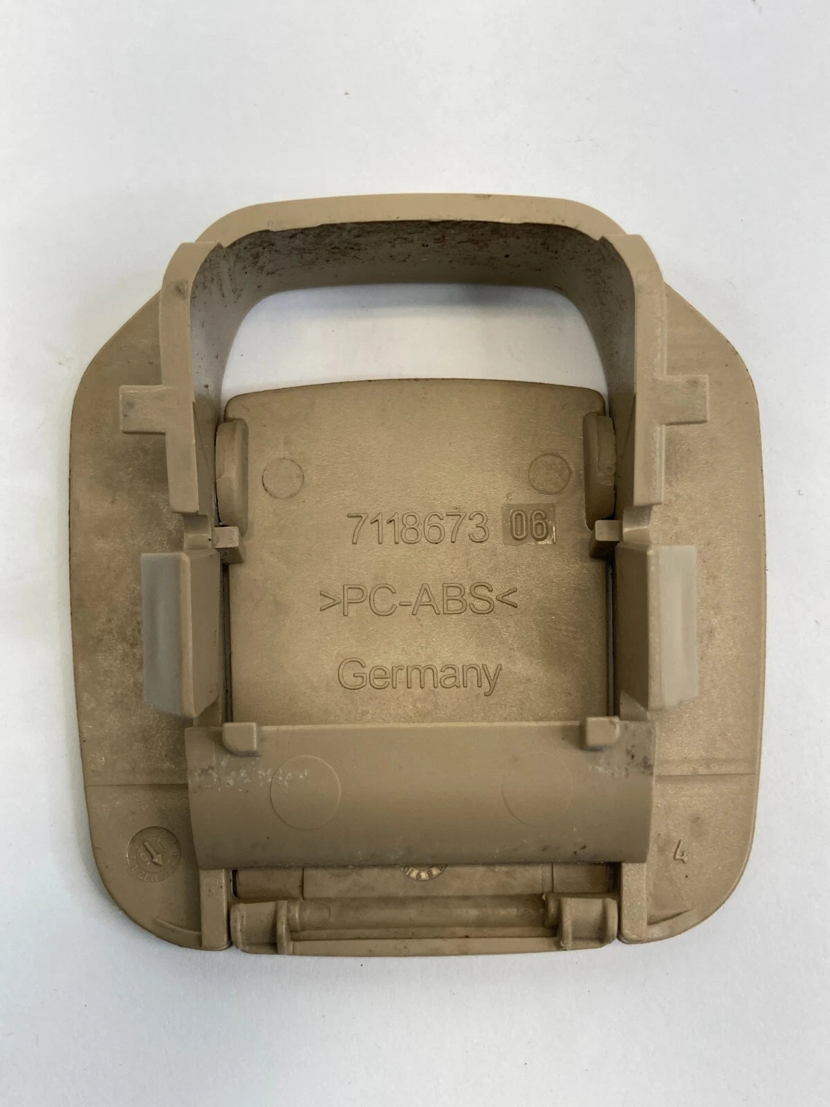 2006 BMW 330I SEDAN CHILD SEAT TETHER LATCH COVER FLAP TRIM PANEL 711867306 OEM