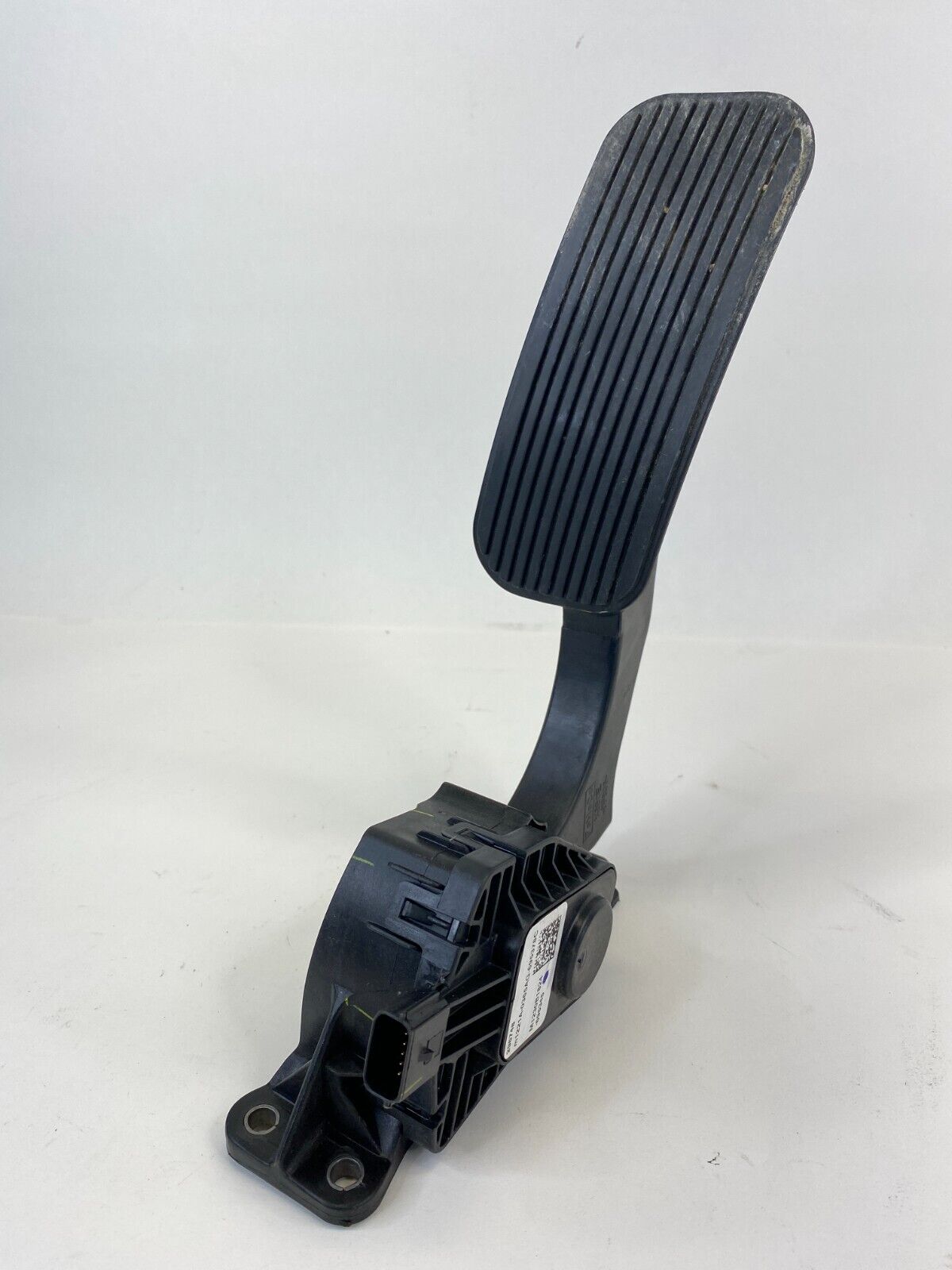 2013-2019 Ford Taurus Sedan3.5L V6 Gas Accelerator Pedal Assembly K850E-9F836