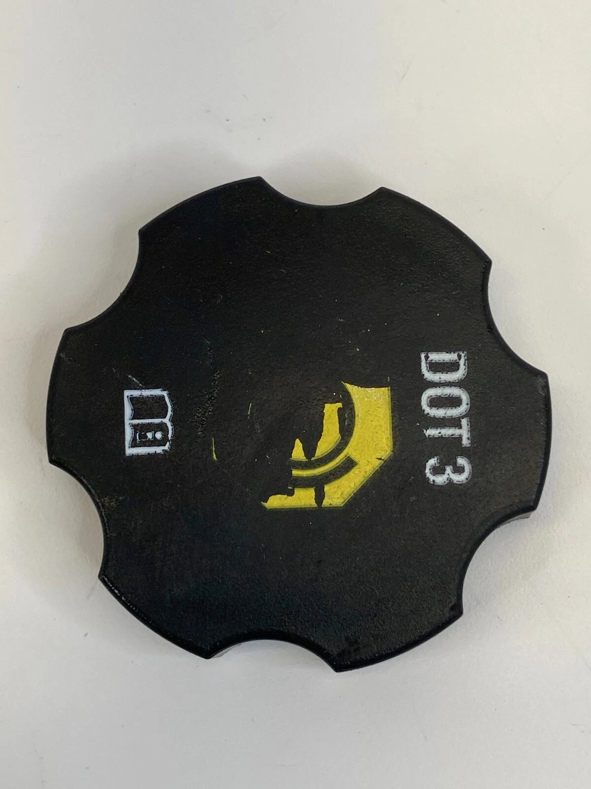 2004-2008 CHEVROLER COLORADO MASTER CYLINDER FLUID TANK RESERVOIR CAP COVER OEM