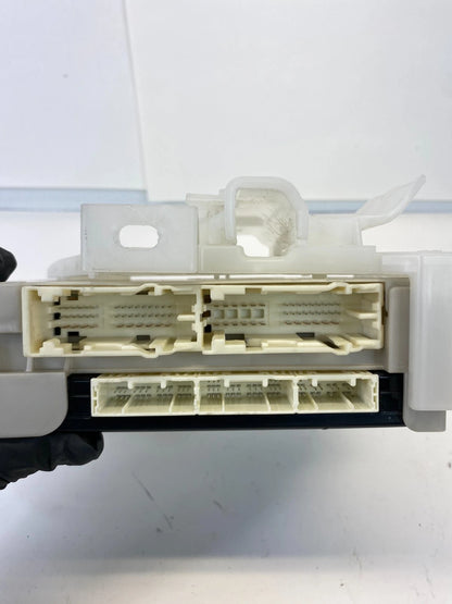 10 11 TOYOTA PRIUS 1.8L A/T BODY CONTROL MODULE COMPUTER BCM UNIT 8922147130 OEM