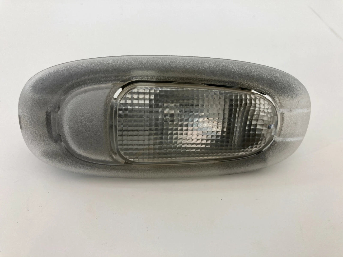 2003-2008 ISUZU ASCENDER REAR LEFT ROOF 3RD ROW DOME MAP LIGHT LAMP 15167304 OEM