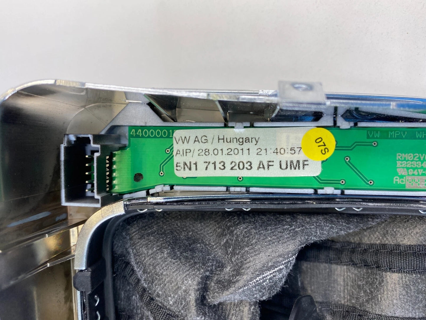 11-14 TOYOTA SIENNA DASH GEAR SHIFT SHIFTER INDICATOR BEZEL TRIM 5N1713203AF OEM