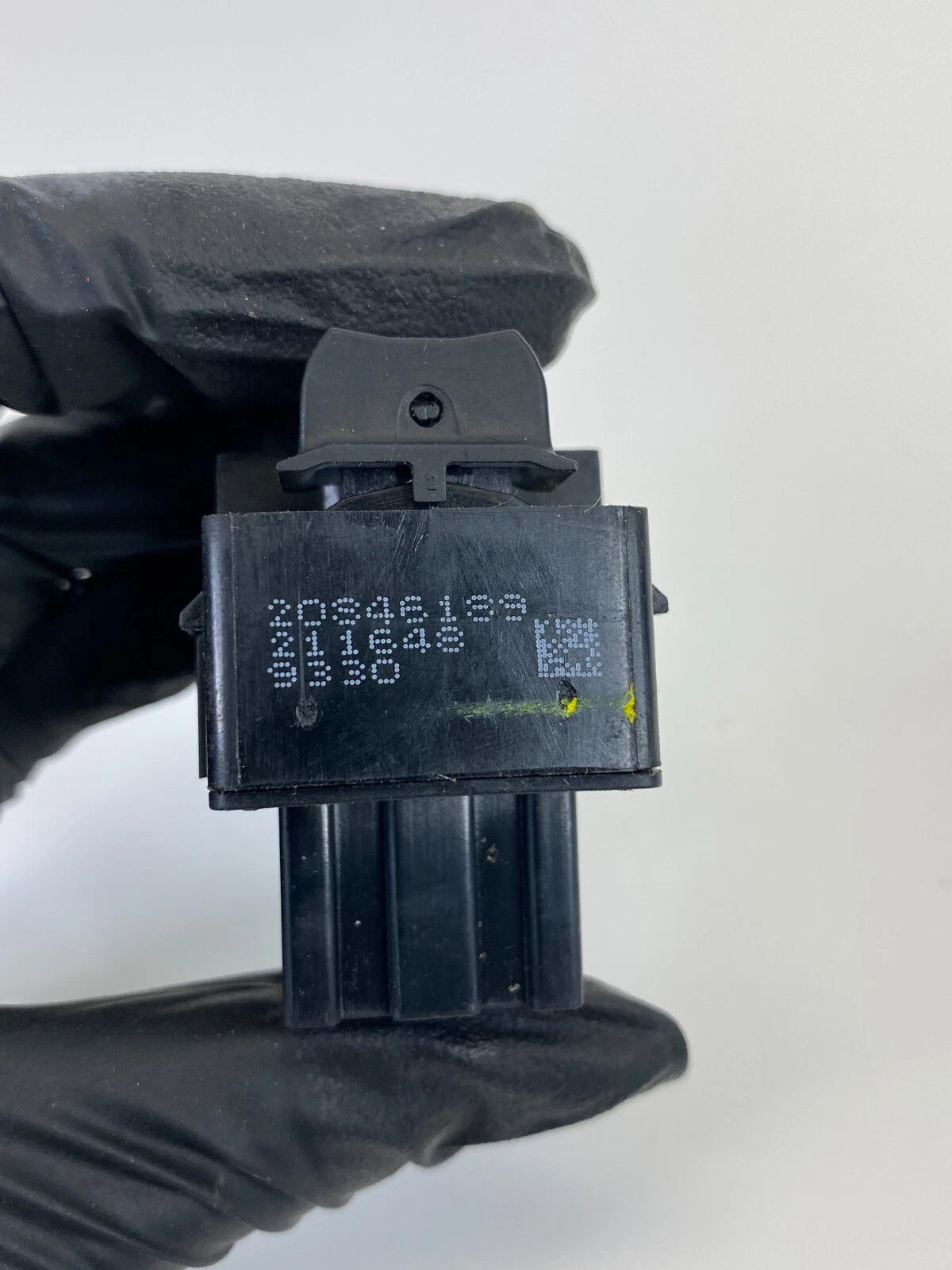 2010-2017 GMC TERRAIN FRONT LEFT SIDE VIEW POWER MIRROR REGULATOR SWITCH ASSY