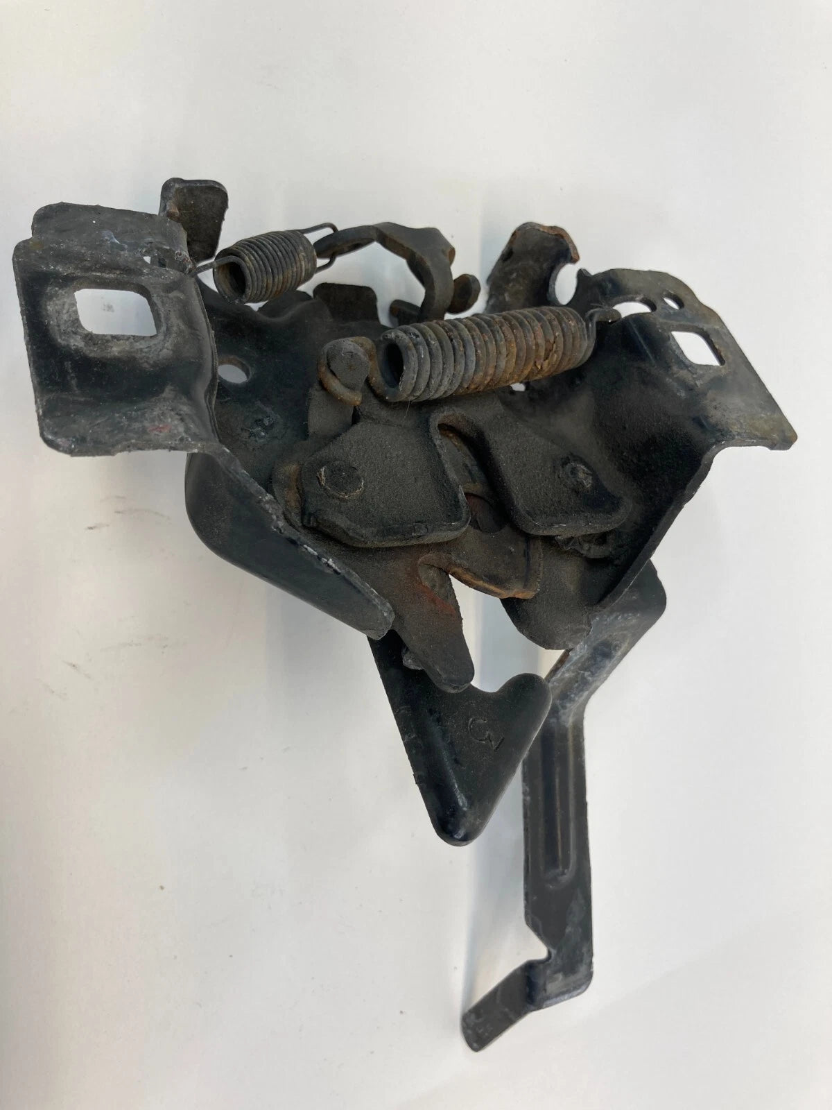 2002 2003 2004 2005 2006 FORD EXPEDITION HOOD LOCK LATCH RELEASE ACTUATOR OEM