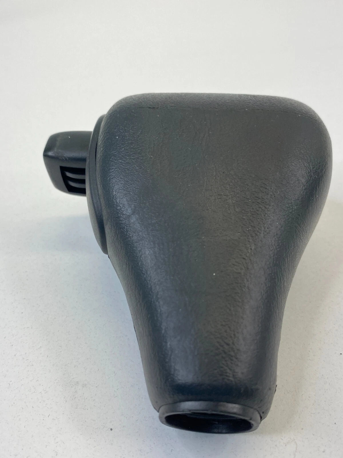 1997 FORD ESCORT AUTOMATIC TRANSMISSION FLOOR GEAR SHIFT KNOB SHIFTER HANDLE