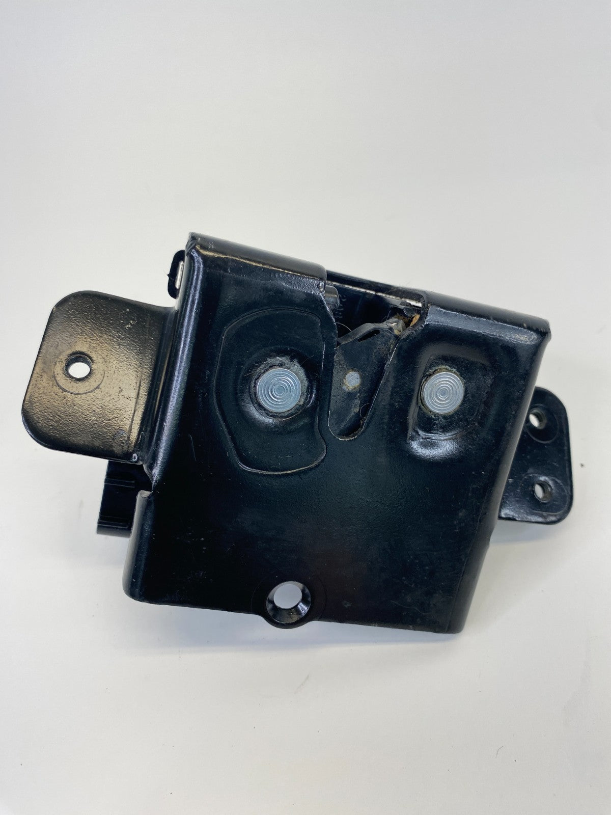 2010-2017 GMC Terrain 2007-2017 Equinox Rear Trunk Lifgate Lock Latch Actuator