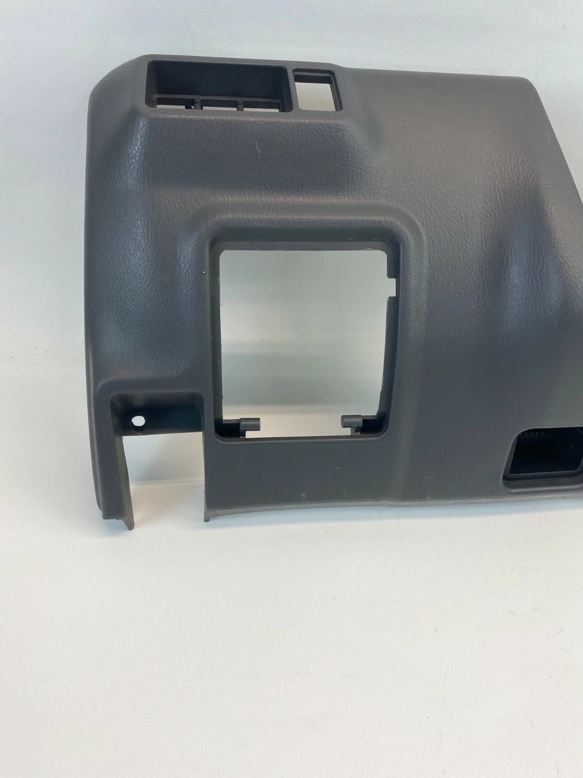2004 SUBARU IMPREZA OUTBACK WAGON DASH LOWER KICK PANEL ASEMBLY OEM