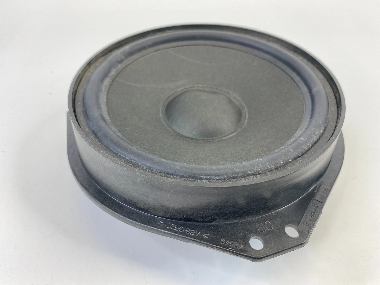 2002-2007 SATURN VUE FRONT LEFT DRIVER SIDE DOOR AUDIO SPEAKER 9175188 OEM