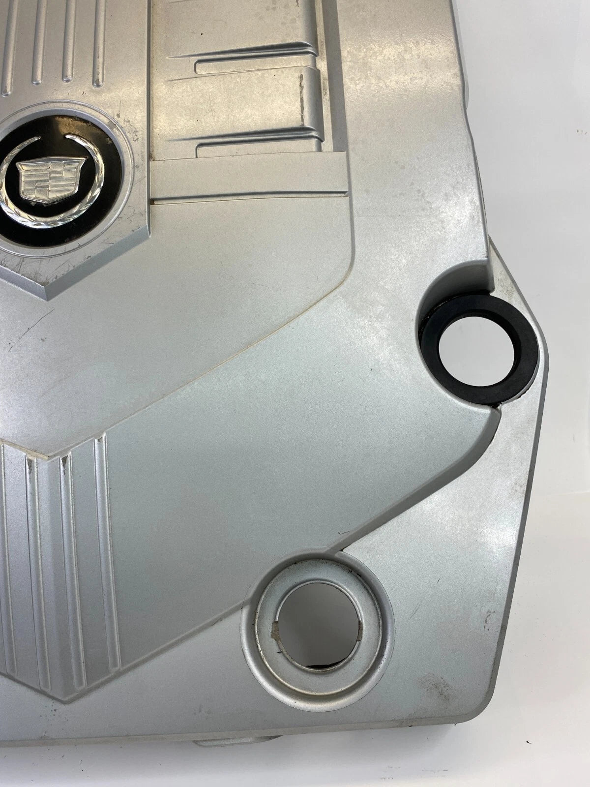 2004-2009 CADILLAC SRX 3.6L V6 VVT ENGINE TOP COVER TRIM APPEARANCE SHIELD OEM
