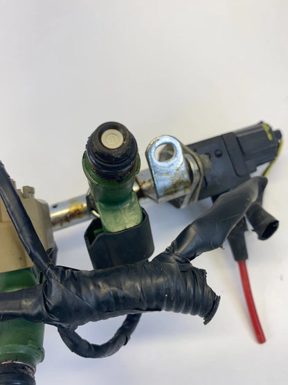 2003-2005 JAGUAR S-TYPE SEDAN 3.0L GAS FUEL RAIL LINE ASSEMBLY 2R8E-AC OEM