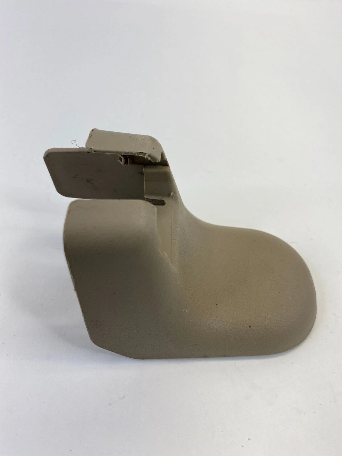 2002-2005 HONDA CIVIC REAR RIGHT SEAT TRACK COVER RAIL CAP TRIM 81196-S5A-0000