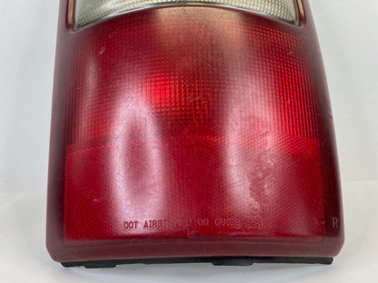 00-03 GMC Yukon Rear Right Passenger Side Tail Light Taillight Lamp 16525376 OEM