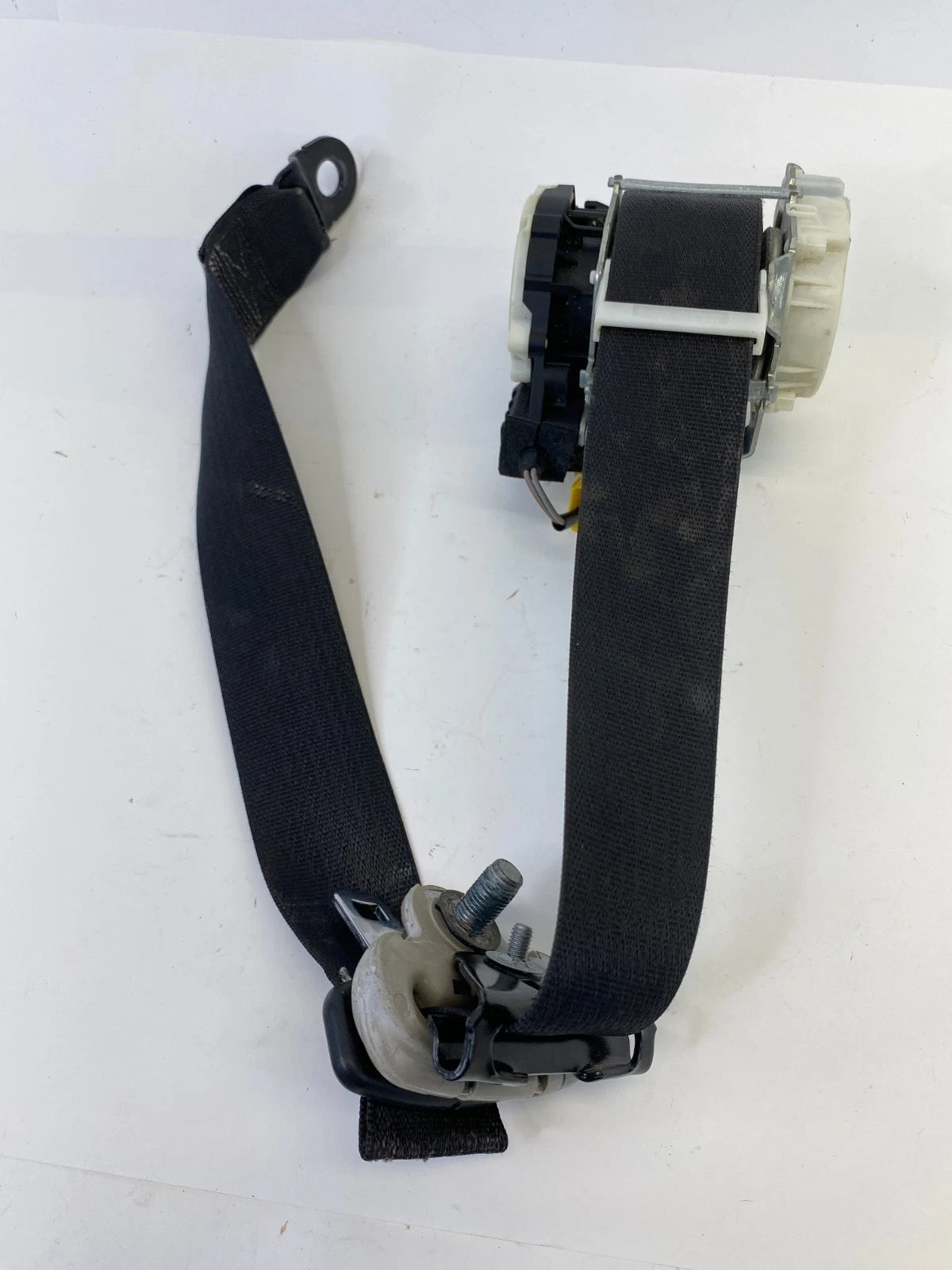 2011-2020 DODGE GRAND CARAVAN RIGHT FRONT SEAT BELT RETRACTOR P0ZV681X9AF OEM