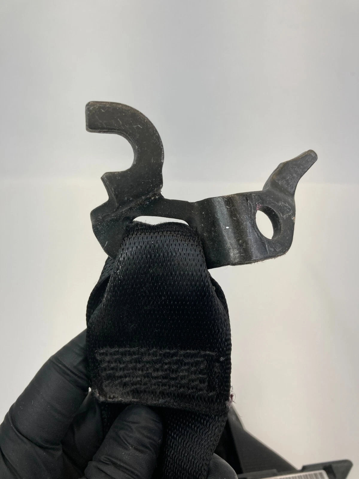 2006 BMW 3-SERIES 325I 330I 328I FRONT LEFT SEAT BELT RETRACTOR UNIT 7069955 OEM