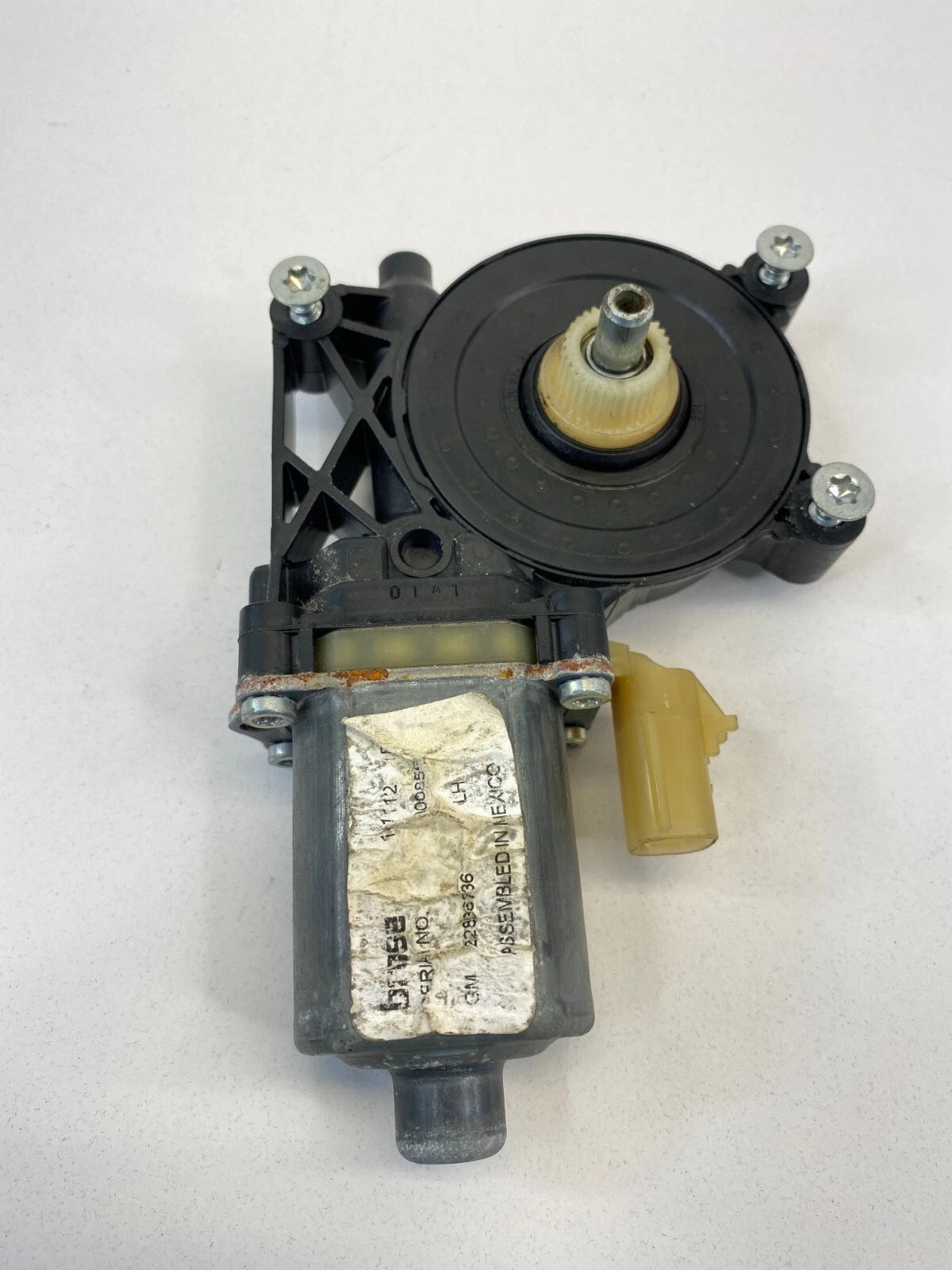 13-15 CHEVROLET MALIBU 16 LIMITED FRONT LEFT POWER WINDOW MOTOR 2 PINS 22836736