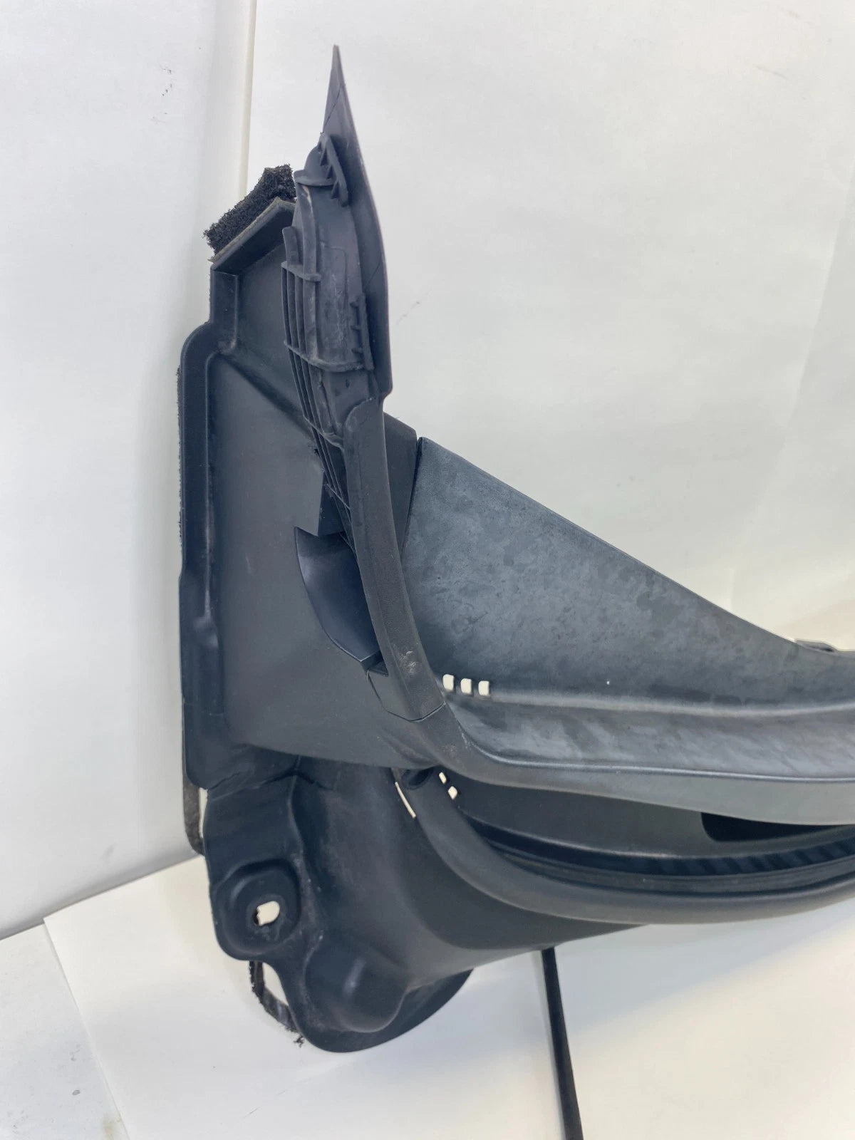 2011-2016 HYUNDAI ELANTRA WIPER WINDSHIELD COWL COVER PANEL 86150-3Y000 OEM