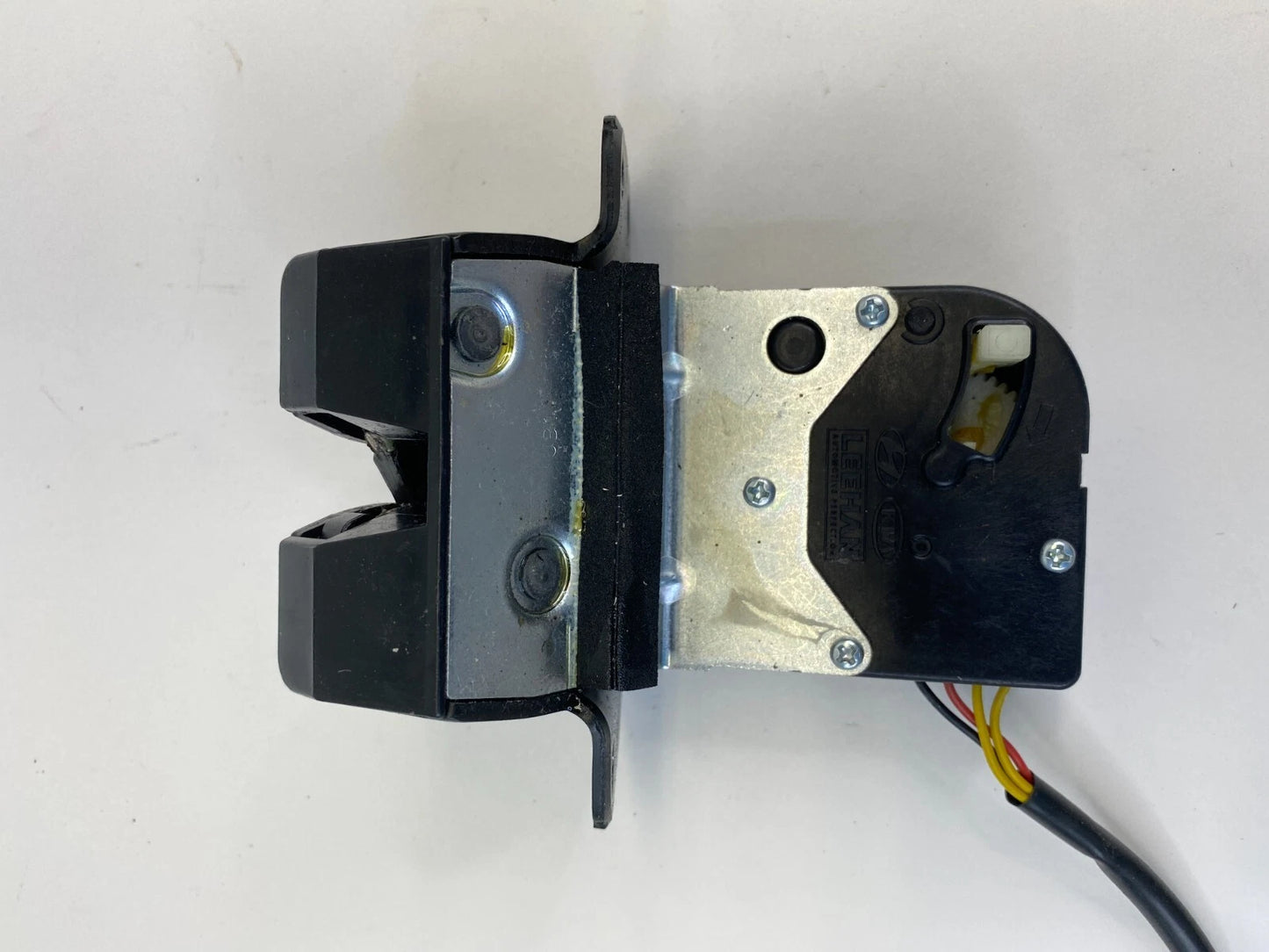 2012-2017 KIA RIO HATCHABACK REAR TRUNK TAILGATE POWER LOCK LATCH ACTUATOR ASSY