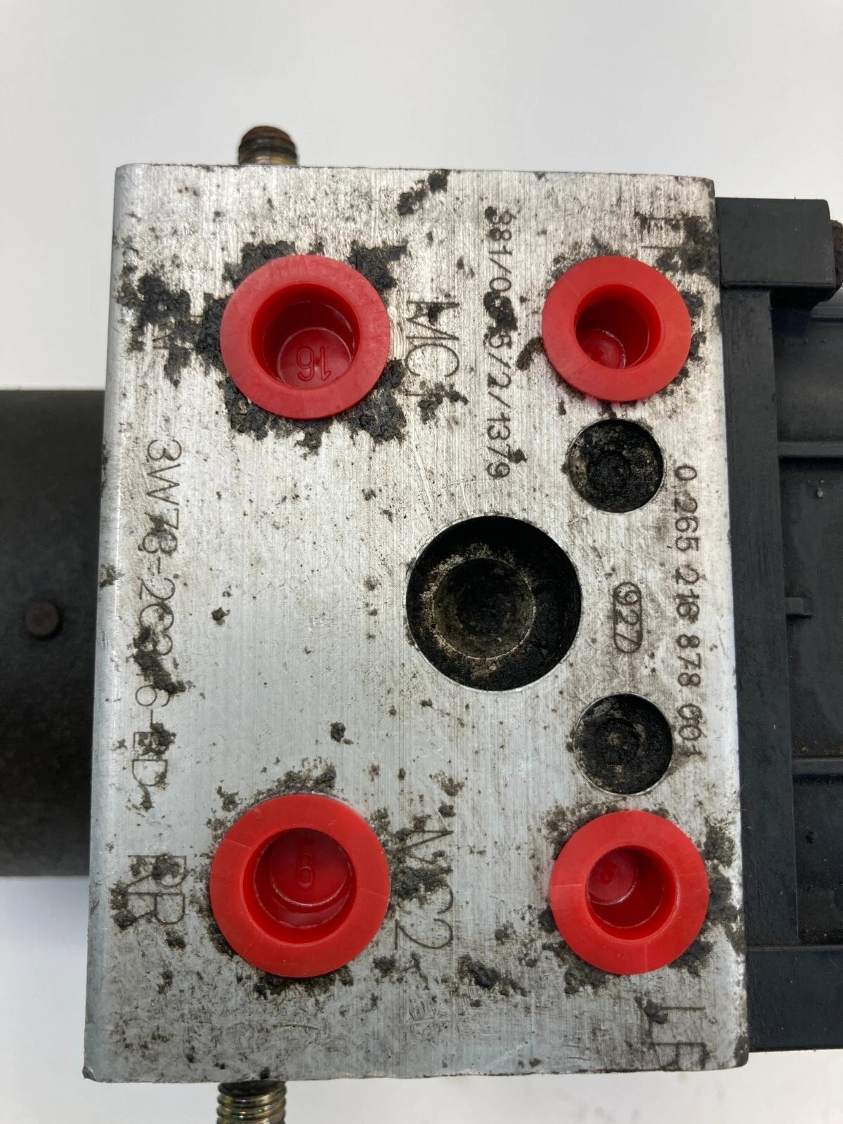 2003 2004 FORD CROWN VICTORIA 4.6L RWD ABS ANTI LOCK BRAKE PUMP MODULE OEM