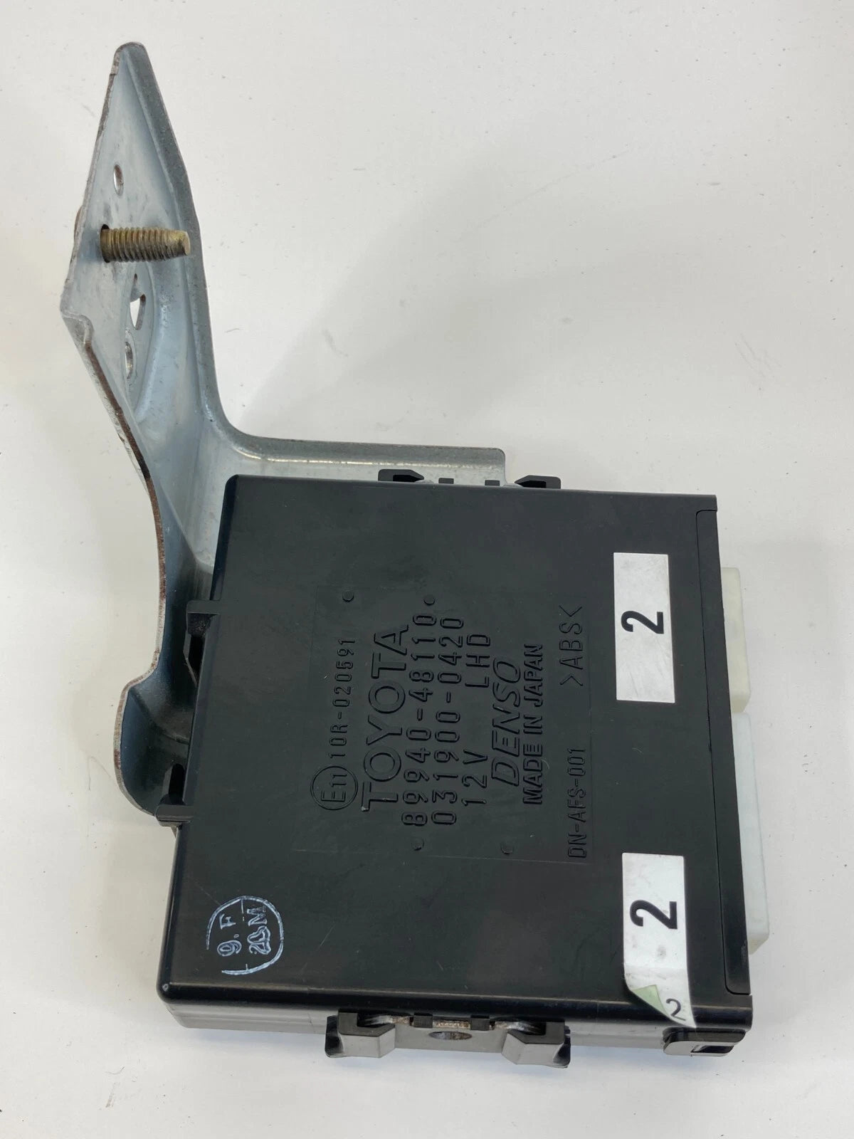 2004-2006 LEXUS RX330 HEADLIGHT HEAD LAMP LEVELING CONTROL MODULE 89940-48110