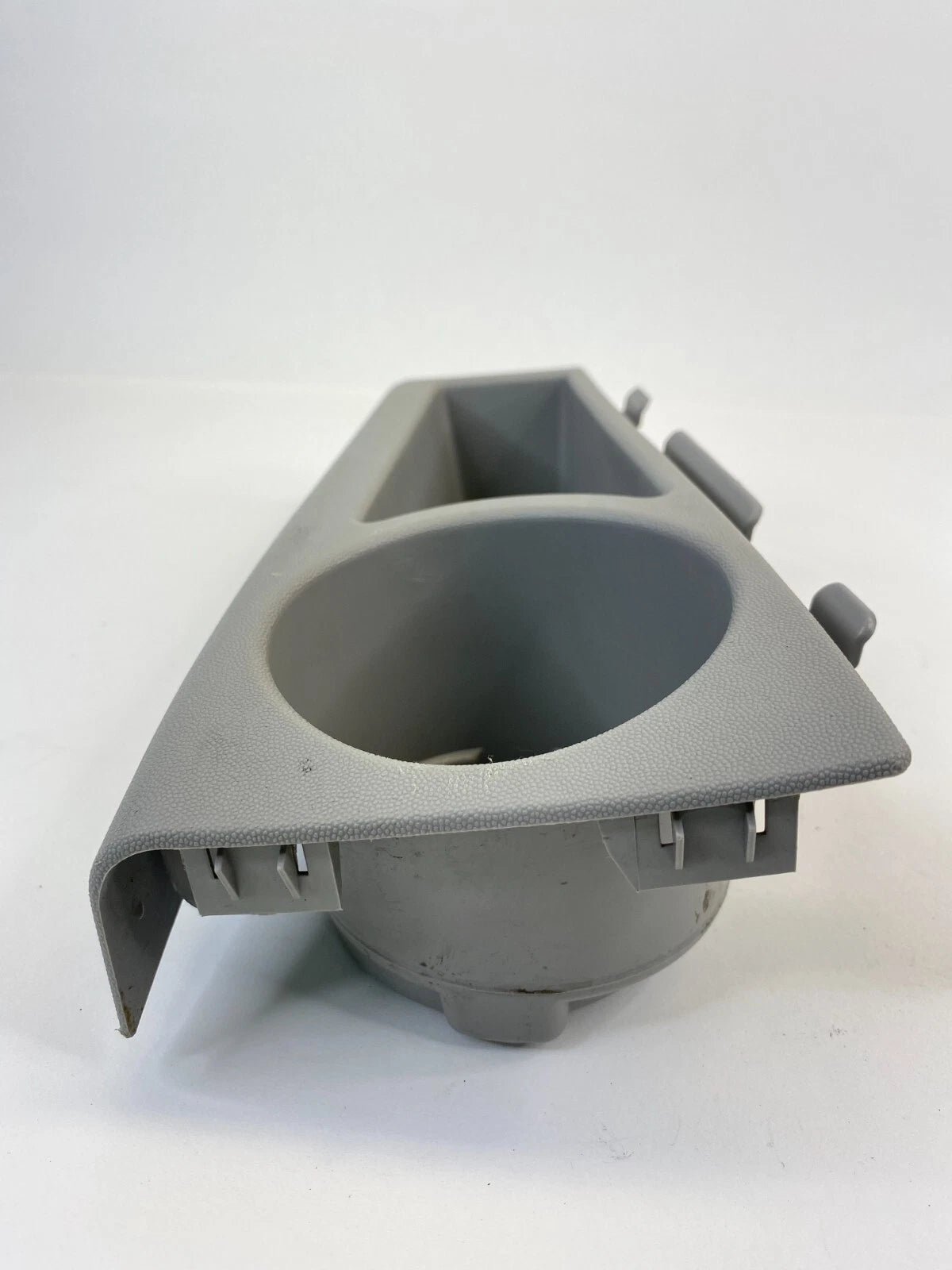2004 2005 2006 CADILLAC SRX BASE REAR LEFT SIDE CUP HOLDER CUPHOLDER OEM