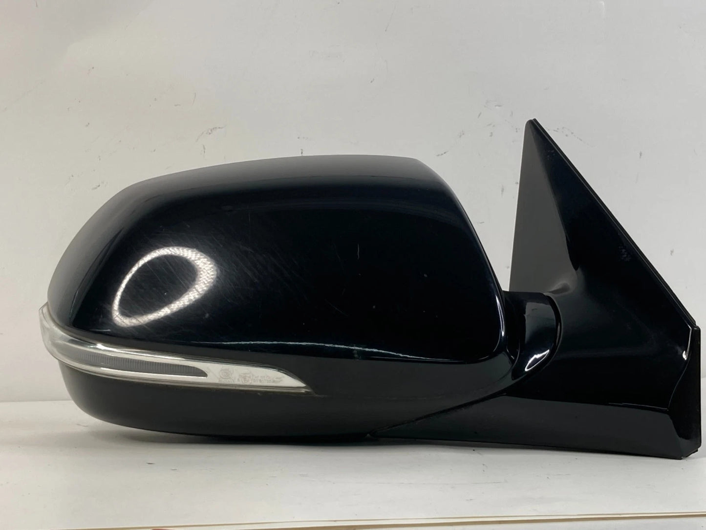 2014 2015 2016 Hyundai Santa Fe Right Side View Door Mirror E4024074 OEM