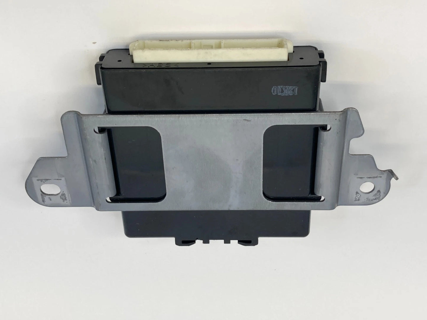 2006-2009 TOYOTA PRIUS THEFT LOCKING SMART KEY CONTROL MODULE 89990-47023 OEM