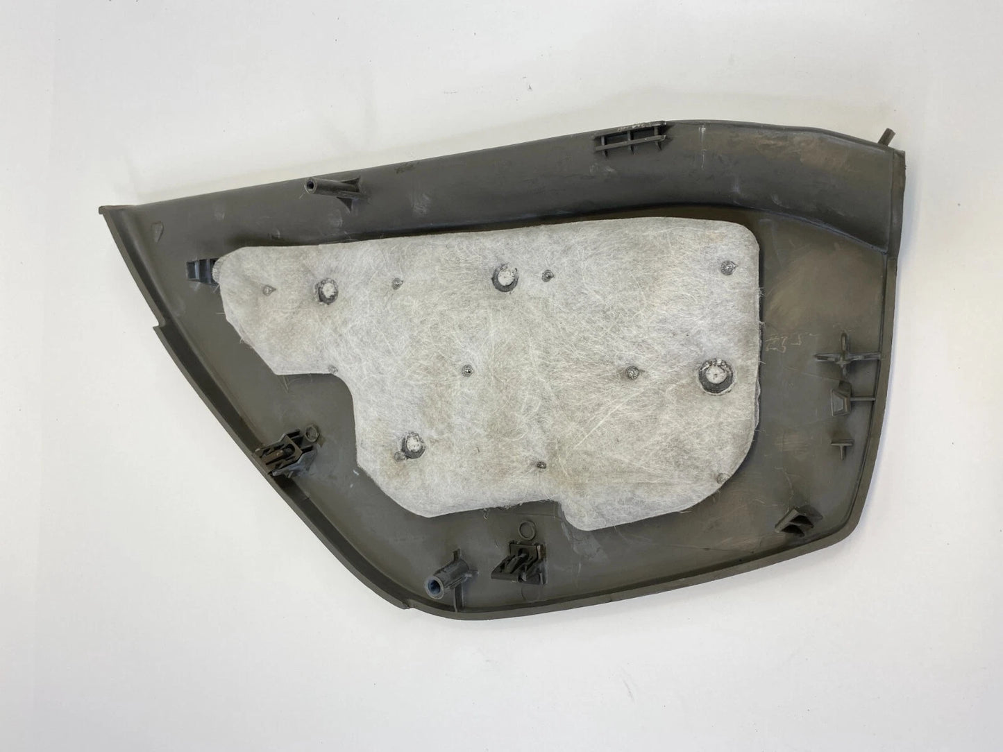 2005 06 2007 JEEP GRAND CHEROKEE DASH PANEL PASSENGER SIDE END CAP COVER OEM