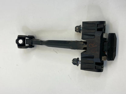 08-16 VOLVO XC70 REAR LEFT SIDE DOOR CHECK STOPPER HINGE DETENT 31217754 OEM
