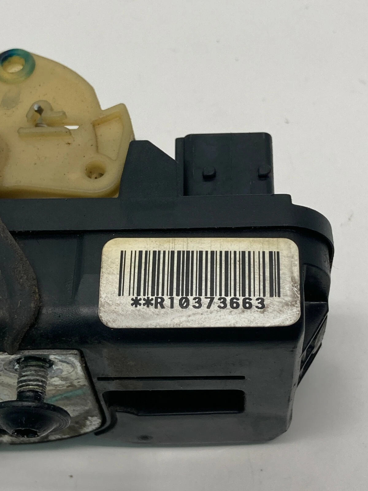 03-07 CADILLAC CTS REAR RIGHT SIDE DOOR LOCK LATCH RELEASE ACTUATOR R10373663