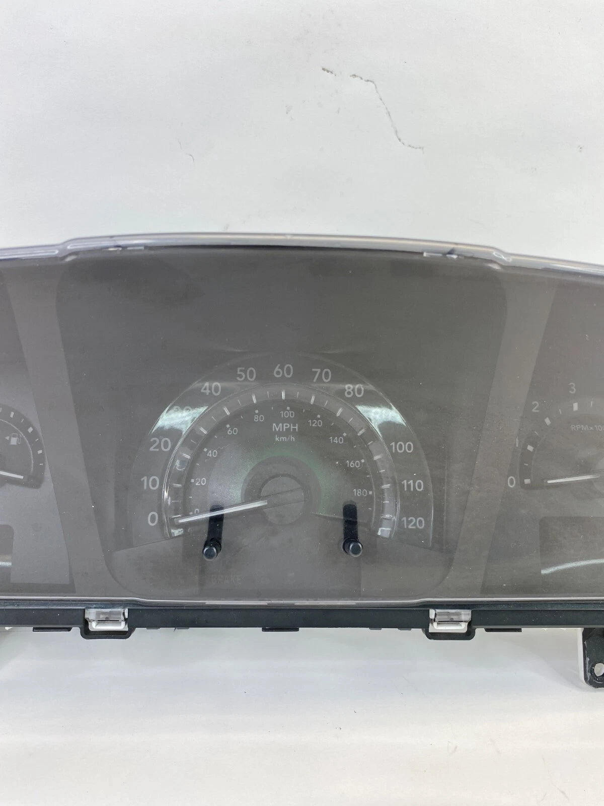 2009 DODGE JOURNEY INSTRUMENT CLUSTER SPEEDOMETER GAUGES 184K MILES 05172539AD