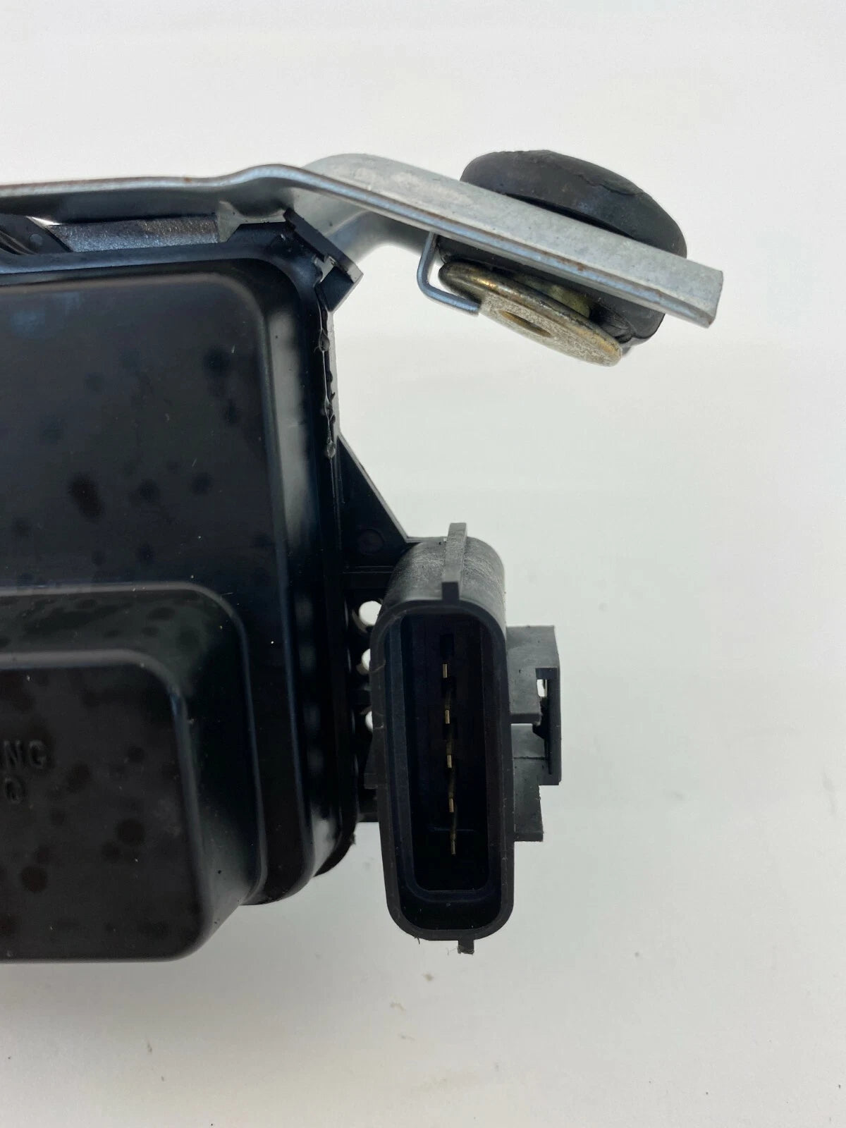 2002 2003 2004 JEEP GRAND CHEROKEE REAR LIFTGATE WINDSHIELD WIPER MOTOR 9602570