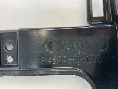 11-13 HYUNDAI ELANTRA ARMREST MOUNTING CONSOLE REAR BRACKET ASSY 84622-3X000 OEM