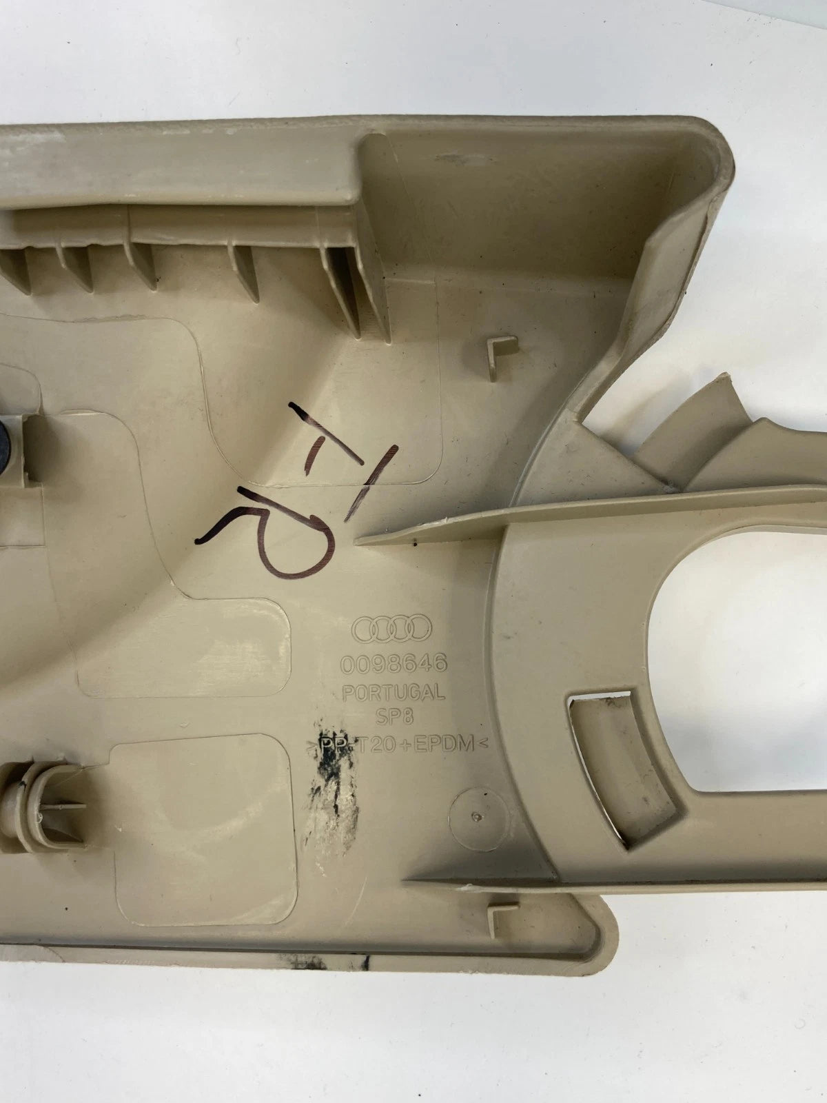 2005-2008 AUDI A4 QUATTRO FRONT RIGHT SEAT ADJUSTMENT CONTROL TRIM COVER OEM