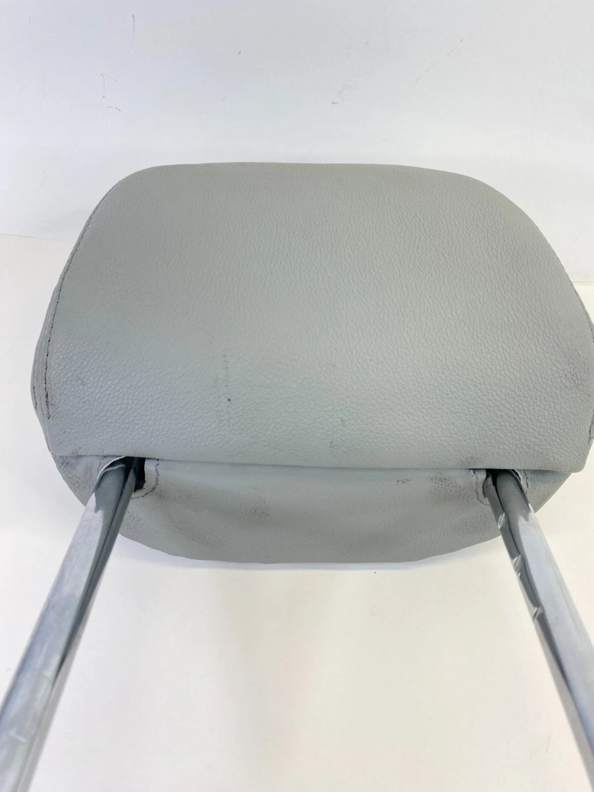 2010-2015 Toyota Prius Front Left Driver Seat Headrest Head Rest OEM