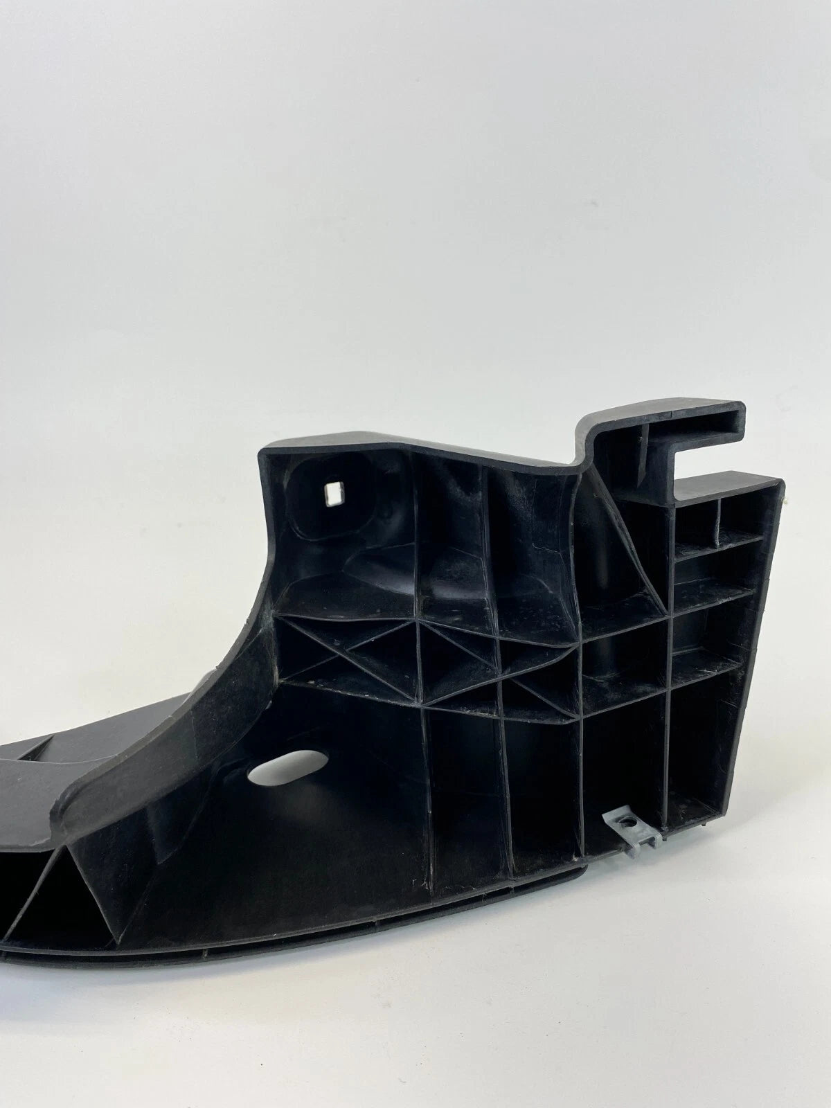 2004-2011 SAAB 9-3 93 REAR RIGHT INNER BRACKET SIDE SUPPORT BUMPER RETAINER OEM