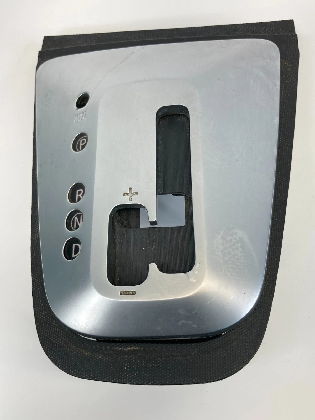 2007-2012 NISSAN ALTIMA 3.5L AUTOMATIC SHIFT SHIFTER SELECTOR BEZEL TRIM