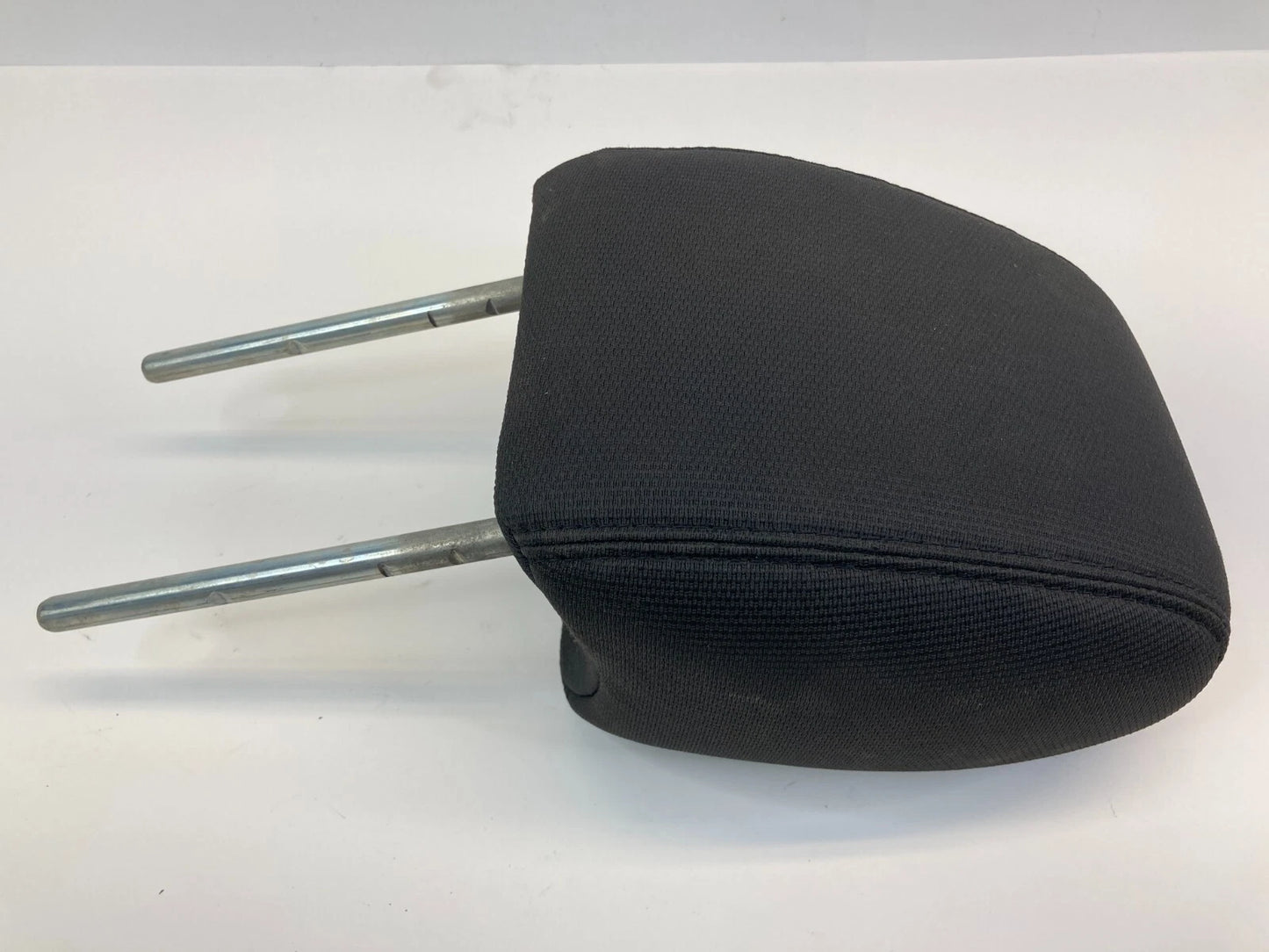 2009-2012 CHEVROLET TRAVERSE FRONT LEFT DRIVER SIDE SEAT HEADREST HEAD REST OEM