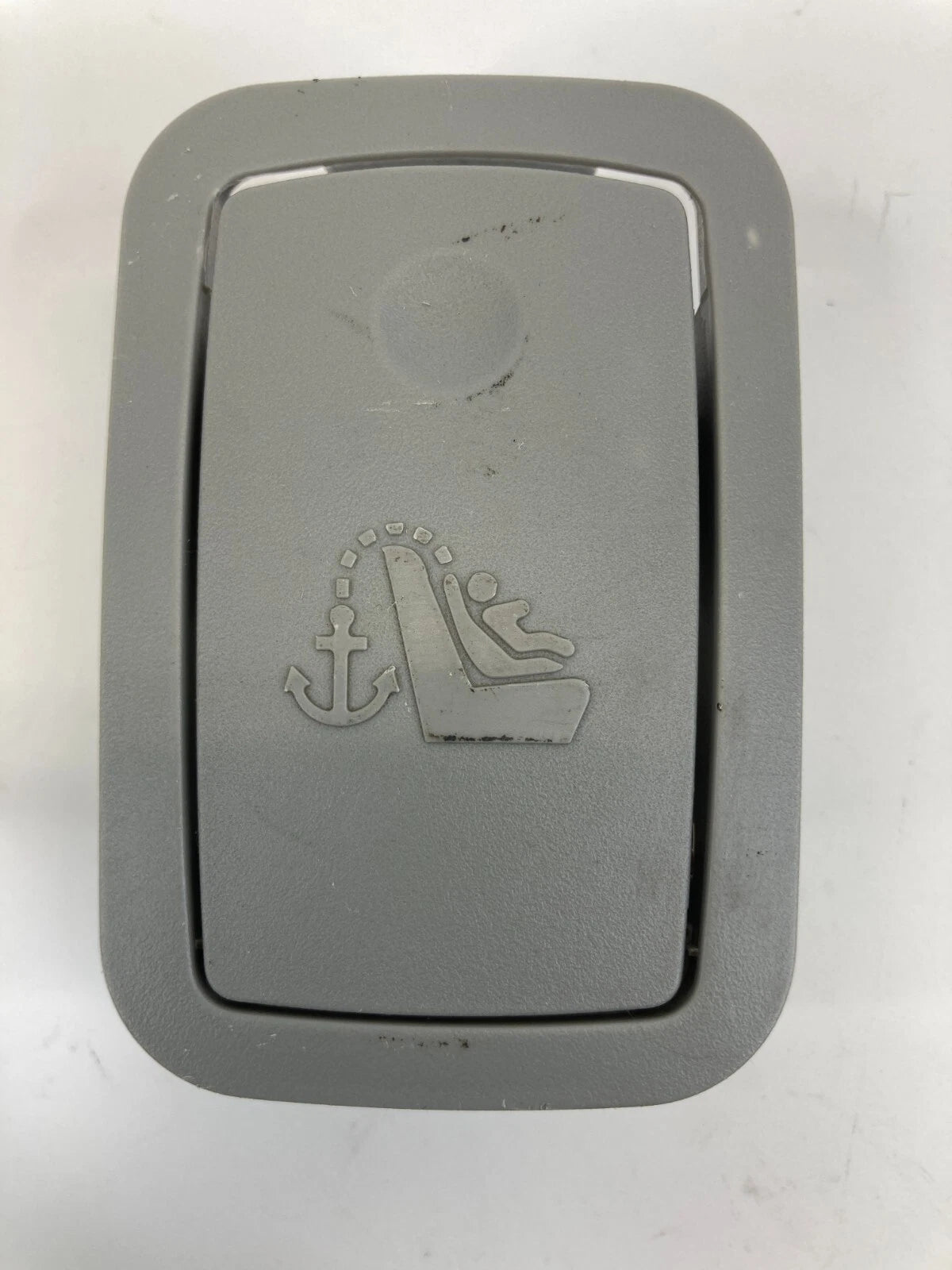 06-13 CHEVROLET IMPALA REAR DECK CHILD SEAT ANCHOR COVER TRIM 15795997 OEM