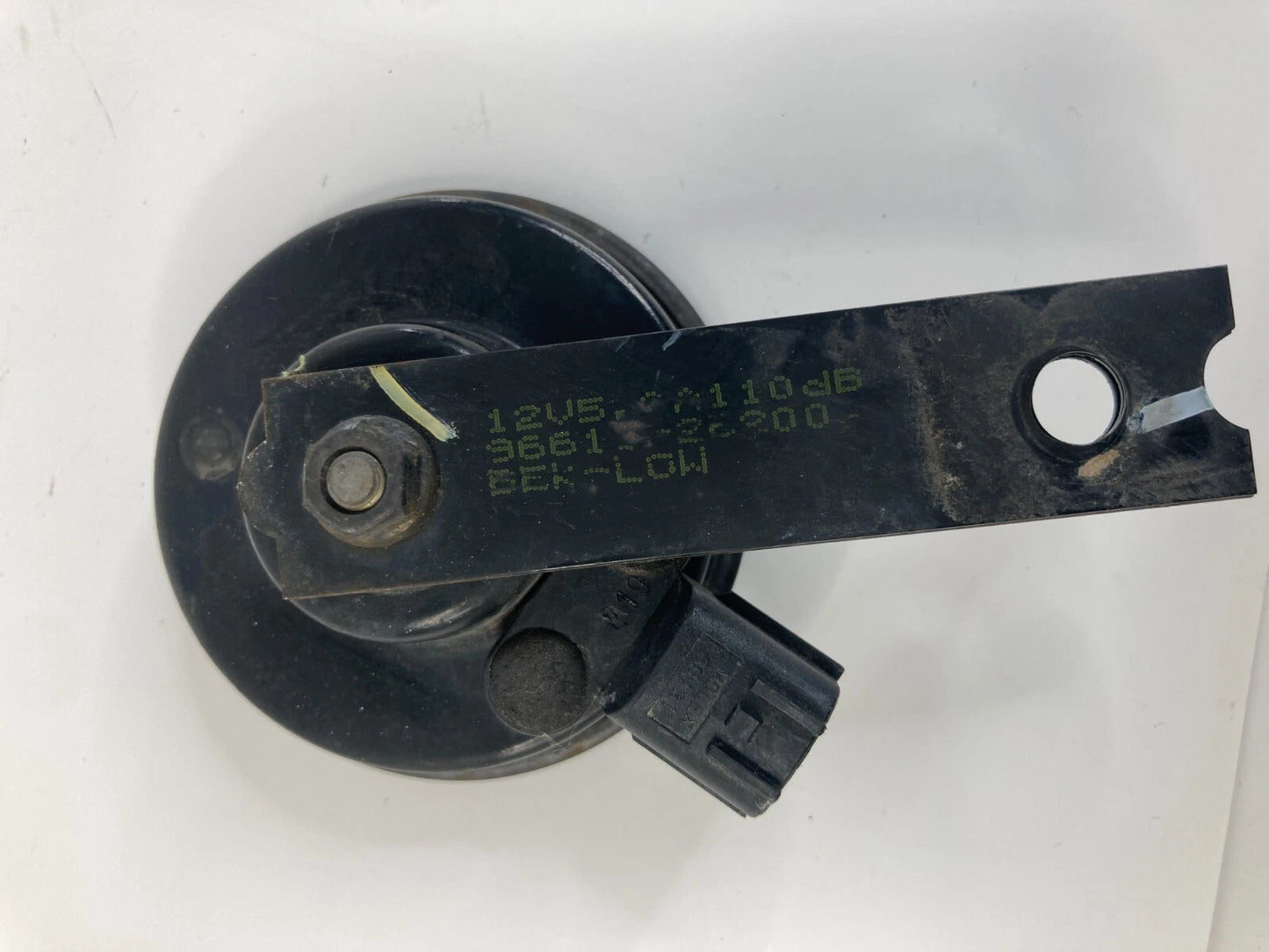2007-2012 HYUNDAI SANTA FE LOW NOTE HORN ALARM SIREN SIGNAL 96611-2B200 OEM