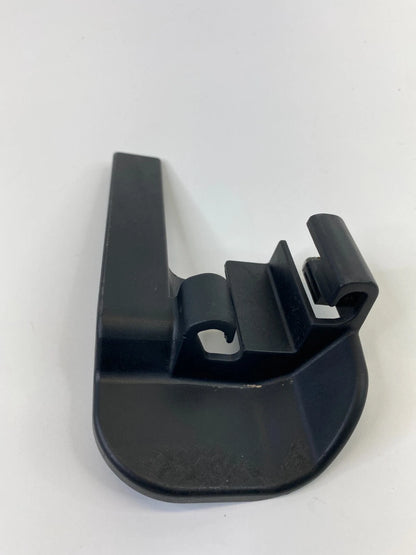 04-07 BMW 530I FRONT RIGHT SEAT TRACK INNER RAIL COVER TRIM CAP 52107007700 OEM